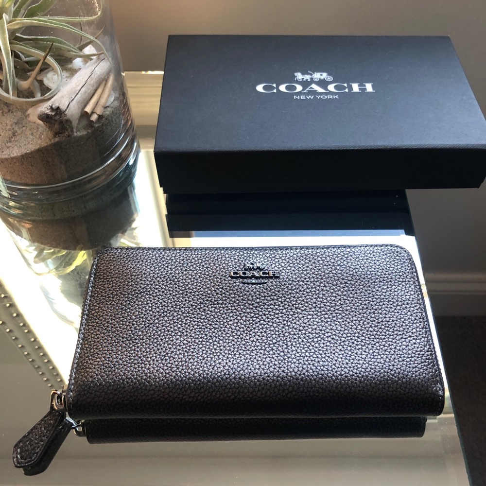 Coach wallet